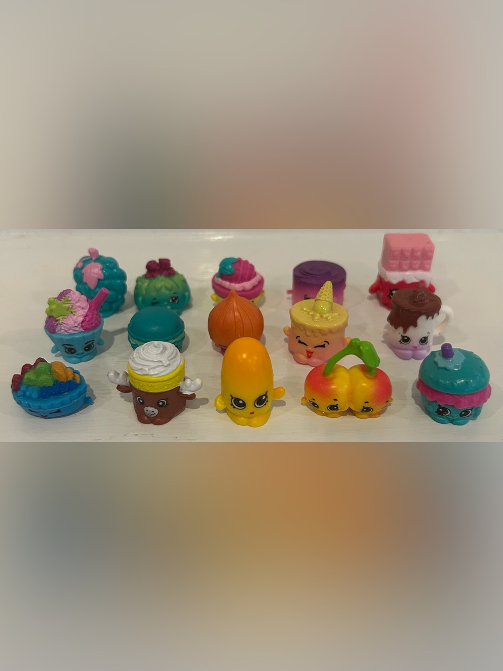 Shopkins Mini Figure Lot - Food Themed